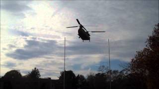 preview picture of video 'Chinook Helicopter Lands @MU'