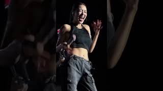 Download lagu Jihyo's Goyang GEBERR...🤩😋😛 #shorts #Zaskia Gotik-Paijo feat RPH mp3