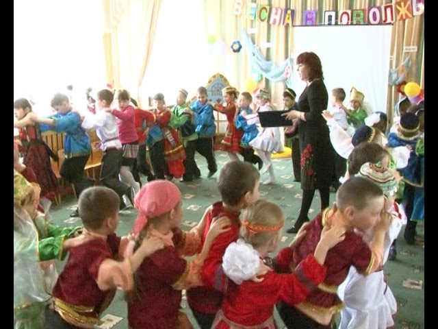Милләтләр әйлән-бәйләне