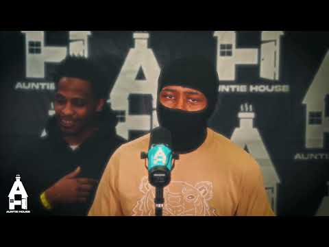 Sav The God Daddy - What You Know | Auntie House One Mic