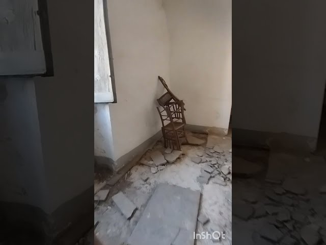 VENDESI a Ragusa Ibla, via Velardo, affascinante casetta singola, da ristrutturare. Rif. 1030.