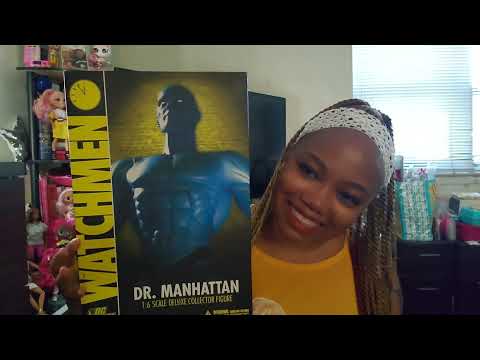 Unboxing 1:6 scale Dr. Manhattan figure from DC Direct!  💙