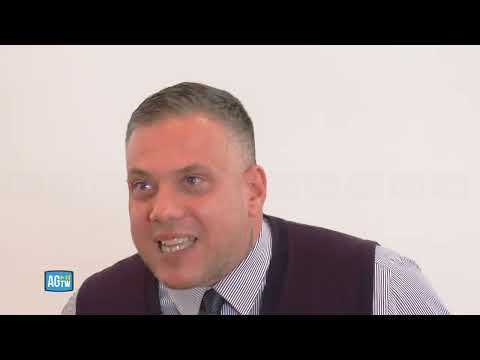 Castellino show: da no green pass a pro-Putin e annuncia il suo partito