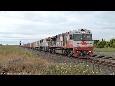 SCT001 + VL361 + EL53 Leading 7922V SCT / SBR Dooen Container Train  (25/11/2021) - PoathTV Railways