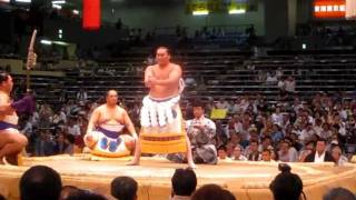 Sumo Wrestler Yokozuna Hakuho ritual dance