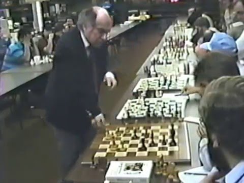Former world chess champion GM Mikhail Tal versus FM David Lucky - Simul game