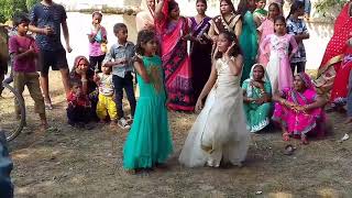 'Chittiyaan Kalaiyaan' cute dance video song | Roy | Meet Bros Anjjan, Kanika Kapoor | Azad