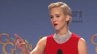 Jennifer Lawrence Called Out For Throwing Shade At Golden Globes Reporter