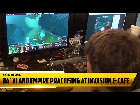Na`Vi and Empire practising at Invasion e-Cafe @ Major All Stars