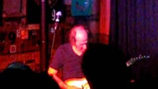 Adrian Belew  Cafe 9  Elephants.avi