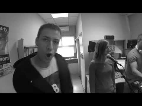 Jovana Milanov feat. Igor Garnier & Gazda Paja - Volela Bih (Official Music Video 2016)