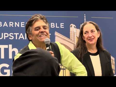 Erik Estrada speaks about “Officer Erik & the Very Special Dad” 5/15/2025 at Grove Barnes & Noble