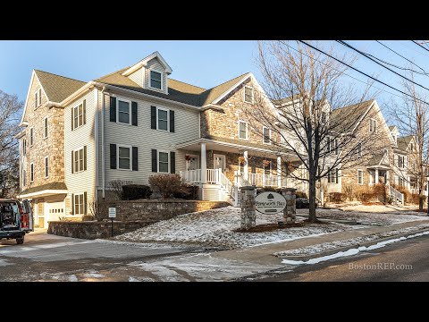 10 Pomeworth St, Unit K, Stoneham MA - Lauren Marinello O’Brien - Tel 978-317-3385