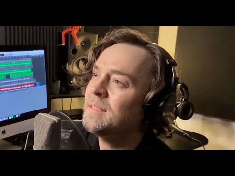 Savage Garden's Darren Hayes was suicidal as he came to terms with his sexuality