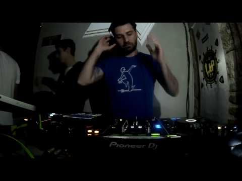 Up Shot Bar Live Sessions #007 - dEmianjr