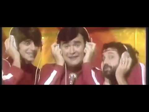 I Gatti di Vicolo Miracoli - Disco Gatto 1979 (HD)