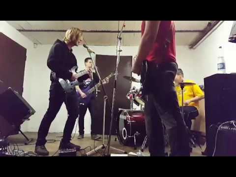 Masters - Master- Hlavolam (live at the reheresal)