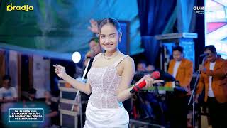 Download lagu D'RADJA CERTAINLY - THIS LOVE WILL KILL ME - SISKA AMANDA - TASMIYAH NATHAN - DAMARJATI KALINYAMATAN mp3 Download lagu D'RADJA CERTAINLY - THIS LOVE WILL KILL ME - SISKA AMANDA - TASMIYAH NATHAN - DAMARJATI KALINYAMATAN mp3