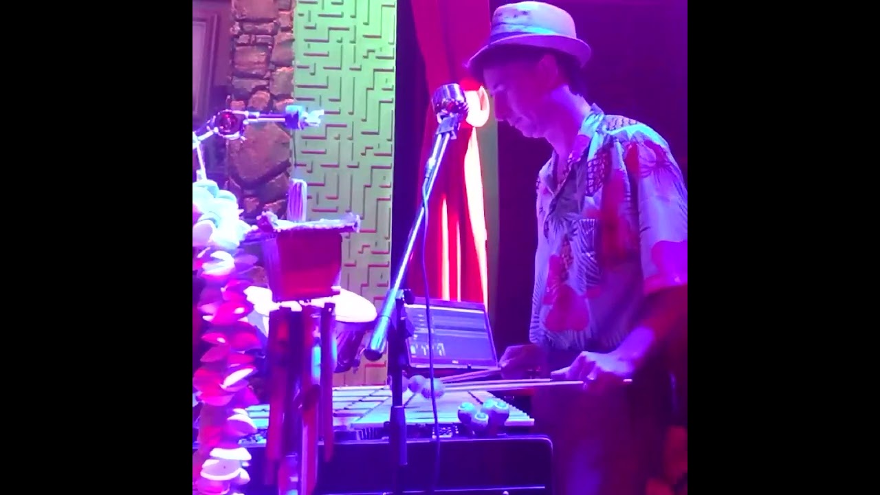 Promotional video thumbnail 1 for Vibexotica Tiki Band
