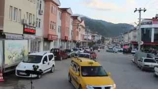 preview picture of video 'Oludeniz, Turkey: Streets, People, Cars, Shops: Enjoy Turkey!'