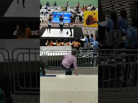 Apresentação Maravilha Robótica - SC. Estadual Santa Catarina.