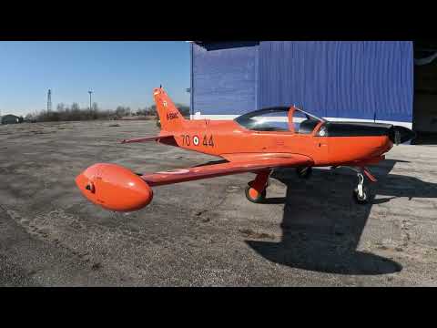 SF 260 AM In the sky above Lake Garda