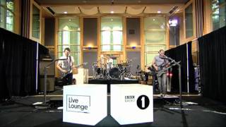 Download lagu Muse perform Madness for a Live Lounge Special... mp3