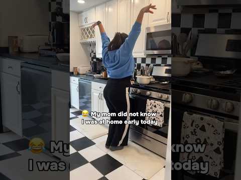 😂 Abracadabra fun at the kitchen #trendingshort #ladygaga