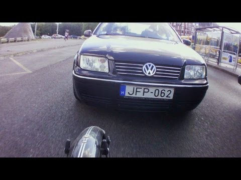 JFP-062 Durván közel követ és dudál - Tailgates very aggressively and beeps