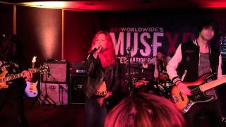 EVOL WALKS- Heartbreakin' Woman + Black & Blue (LIVE @ GLOBAL ROCK SUMMIT 2015)