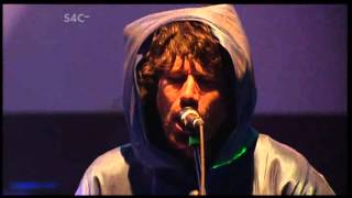 Super Furry Animals - (Drawing) Rings Around The World (Sesiwn Fawr 2005)