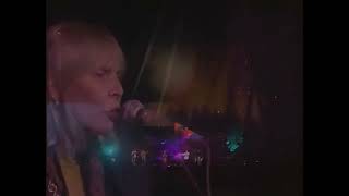 GoodBye Blue Sky - Joni Mitchell (The Wall - Live in Berlin 1990) [Surround 5.1 Dolby DTS]