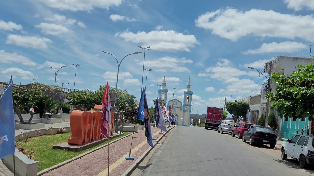 CIDADE DE SERTÂNIA NO SERTÃO DE PERNAMBUCO.