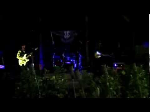 Seven Nation Army (cover) by Three elements