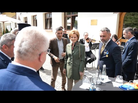 Inaugurarea "Casei Ceaiului" de pe Domeniul Regal Săvârșin
