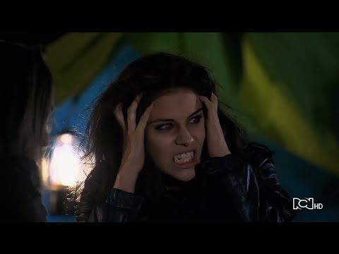 Deisy e Isadora brigam e soltam suas presas |Chica Vampiro ❤