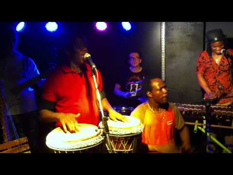 Moussa Coulibaly et ses musiciens