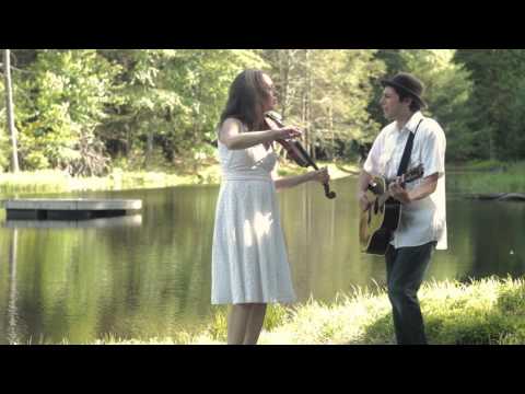 Garden Sessions: Mike & Ruthy - "Bright As You Can" - Radio Woodstock 100.1 - 6/21/14