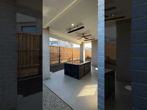 10 Veronica Crescent, Deanside, VIC 3336, 5房, 5浴, House