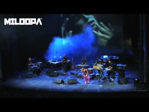 Miloopa - Come And Get Me - Live @ Polish Theater