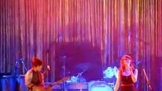Rilo Kiley - "I Love LA" & "Spectacular View" 10.15.07