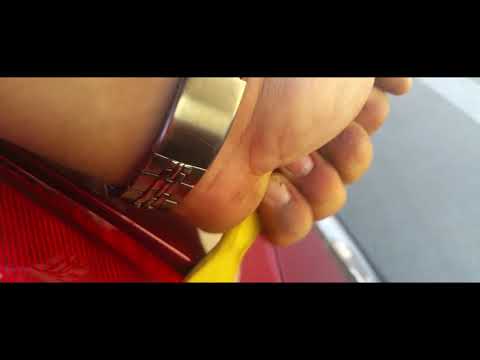 How to: Remove passenger Tail light from  a 2014 Jeep Compass