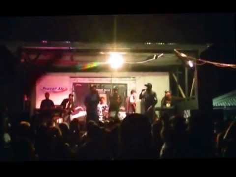 Nathan Nakikus Live- Black baby lewa (NGI tour 2012)