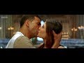 Kareena Akshay Kumar Kissing On Screen