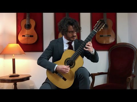 Gabriel Bianco plays Bagatelle No.1 from Five Bagatelles by William Walton