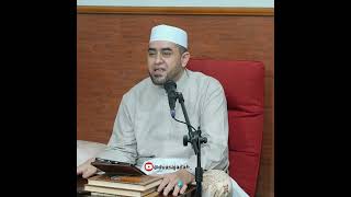 Download lagu KISAH SEEKOR SINGA TAKLUK KEPADA ORANG SHOLEH || Habib Ahmad bin Muhammad AlHabsyi mp3