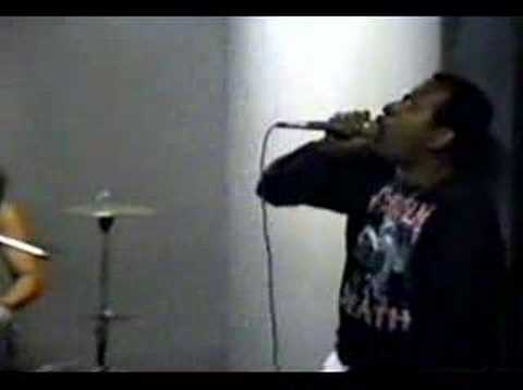 Nauseous Surgery - Maze Of Mirrors 1994 online metal music video by NAUSEOUS SURGERY