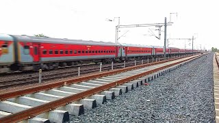preview picture of video '13238 Kota-Patna Express Skipping Phaphund Indian Railways'