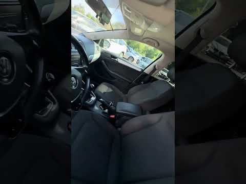 фото volkswagen jetta vi рестайлинг 0
