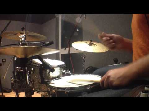 Giampaolo Scatozza - Tight drum groove.